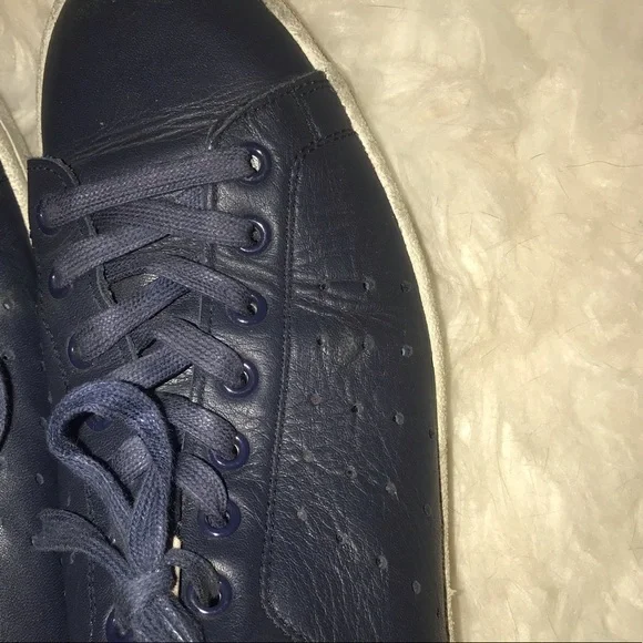 🎉 HP! Rare! PATRICK Navy Leather Sneakers - EUC! - Picture 5 of 9